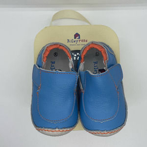 NIB Riley Roos River in Sky